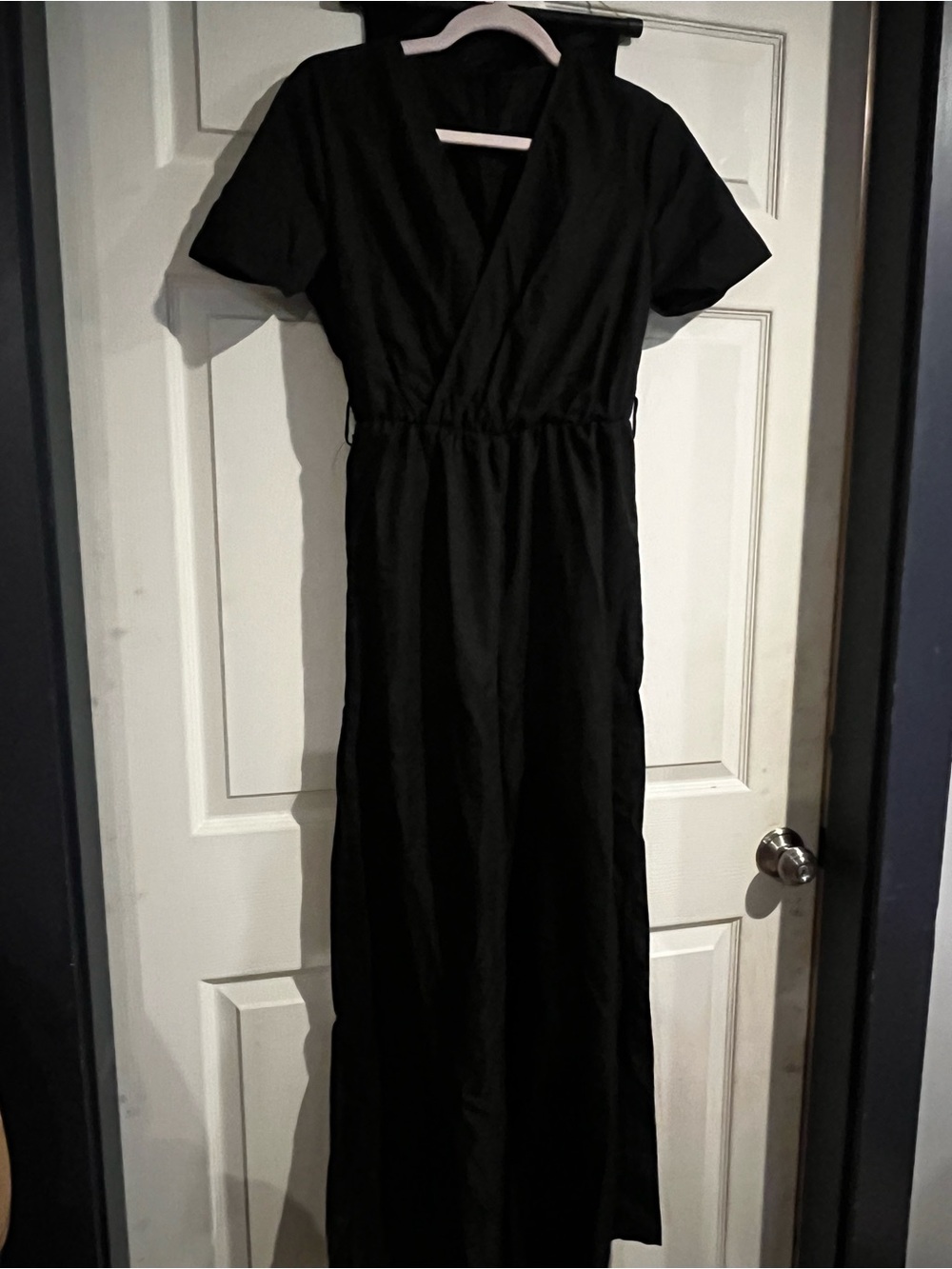 SHEIN Black V-Neck Short Sleeve jumpsuit